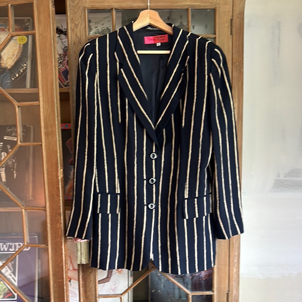 Vintage Ungaro Solo Donna Paris Blazer – Navy & Cream Stripes – Made in Italy